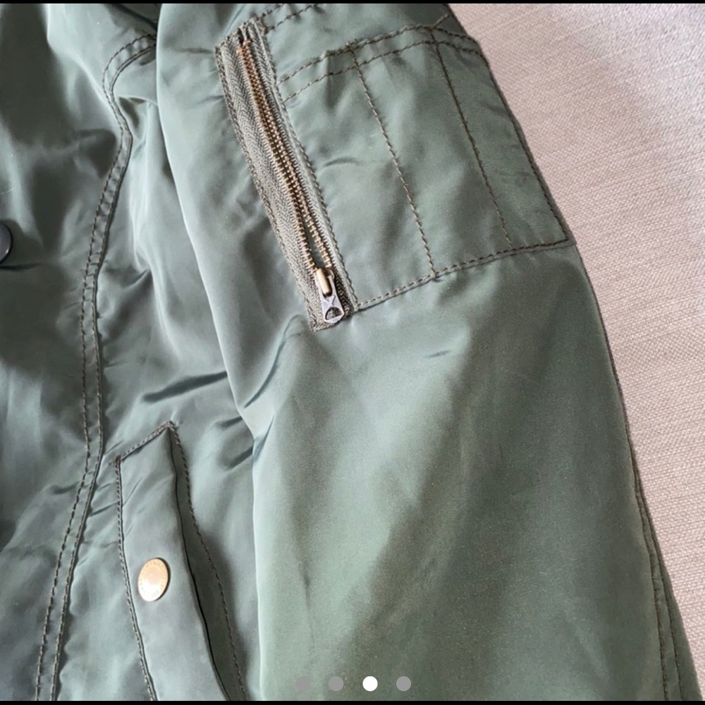 Winter Coat - Picture 3 of 4